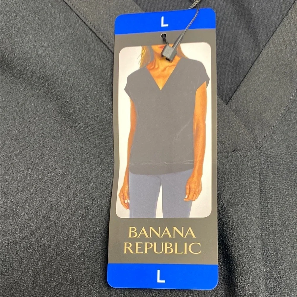 Banana Republic Blouse V-Neck Cap Sleeve Mixed Media Minimalist Black Size Large - Picture 13 of 13